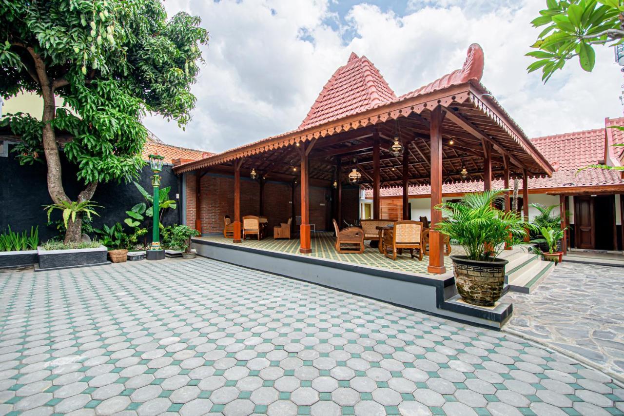 Roemah Noni Macanan Yogyakarta Esterno foto