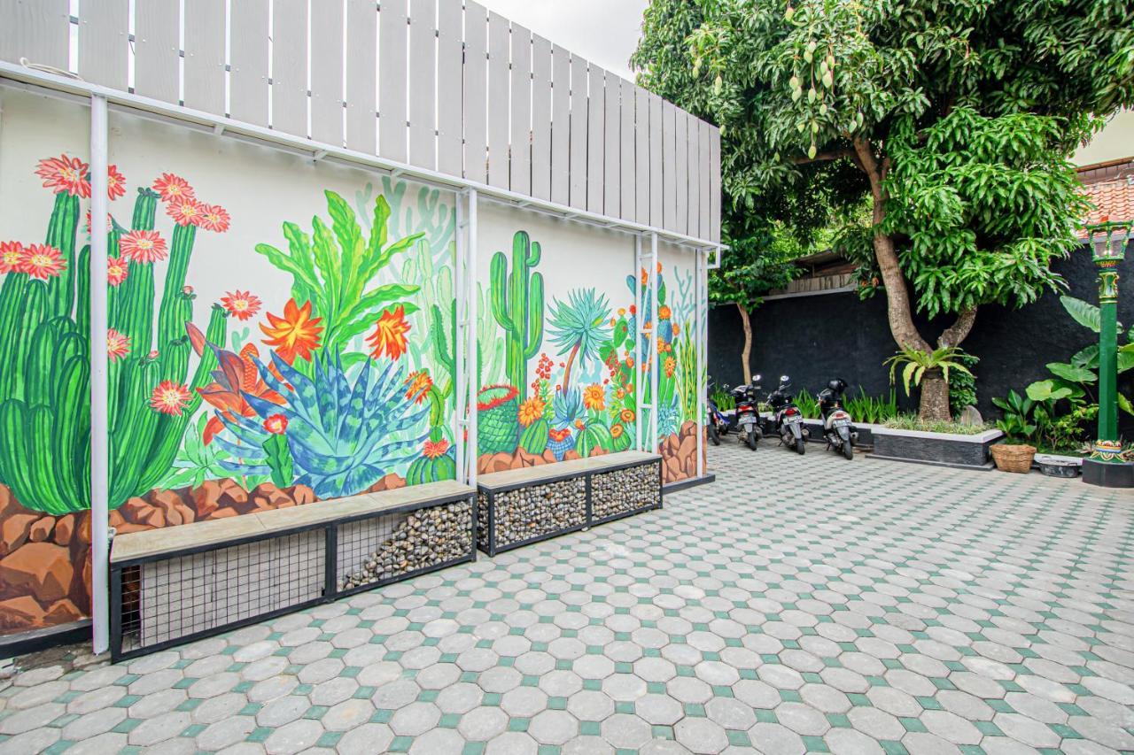 Roemah Noni Macanan Yogyakarta Esterno foto